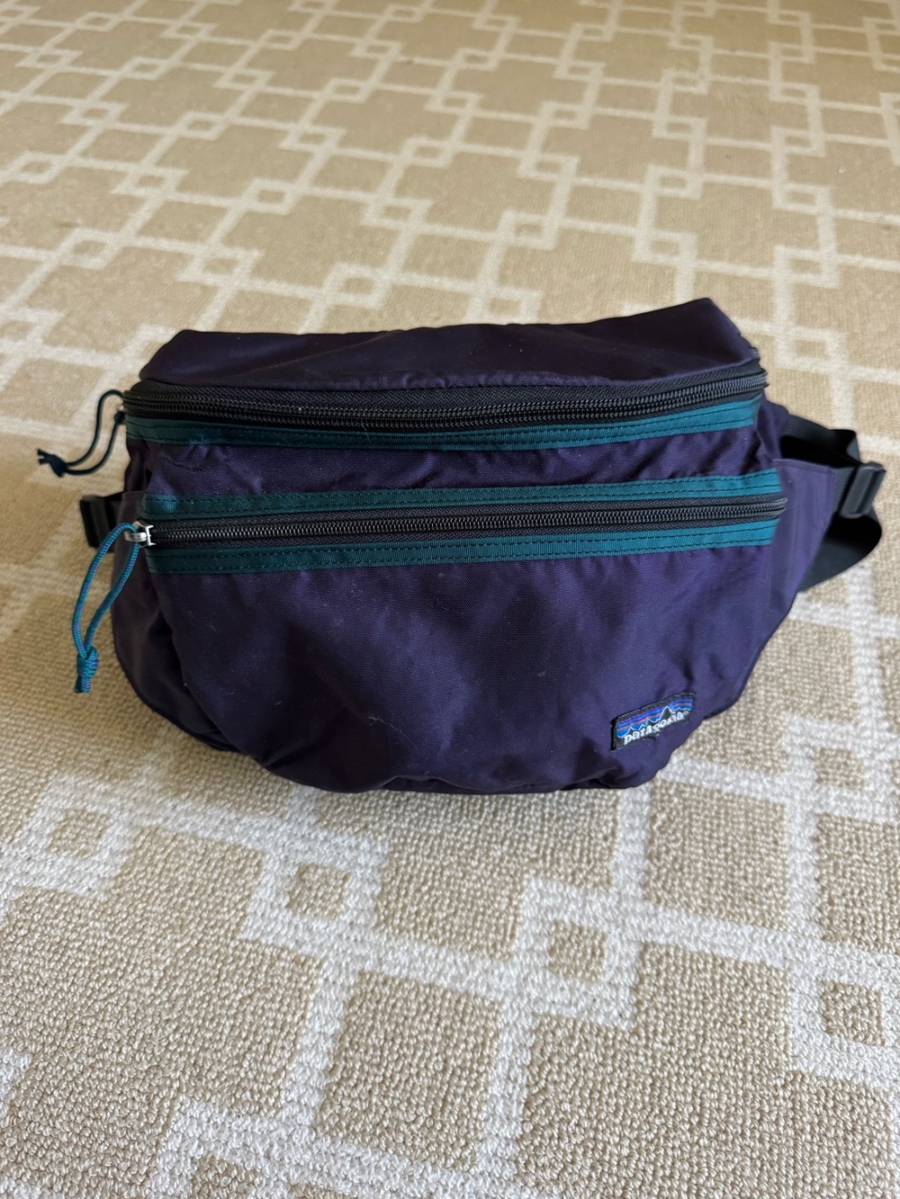 Patagonia Vintage 90s Hip Pack Waist Bag Purple Teal Large Fanny Pack USA Made - Picture 11 of 17